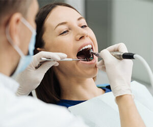 al-ser-un-procedimiento-rutinario-el-precio-de-limpieza-dental-generalmente-no-es-muy-alto-dentista-tijuana