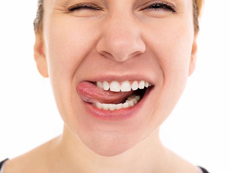 como-cuidar-la-boca-y-la-lengua-para-mejorar-la-salud-dentista-tijuana